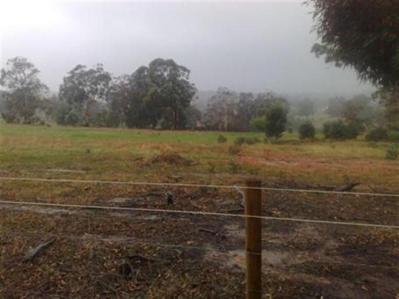 250 Maddern South Road, Chittering WA 6084