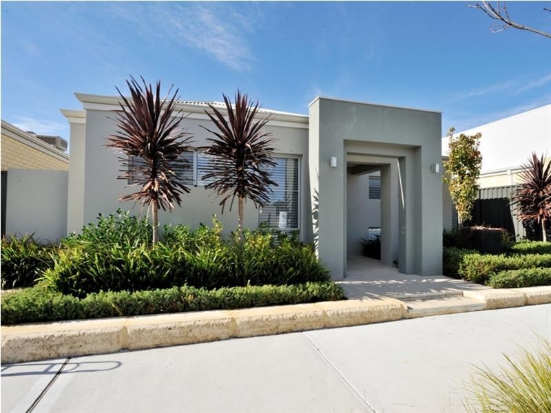 14 Wesley Way, Aveley WA 6069