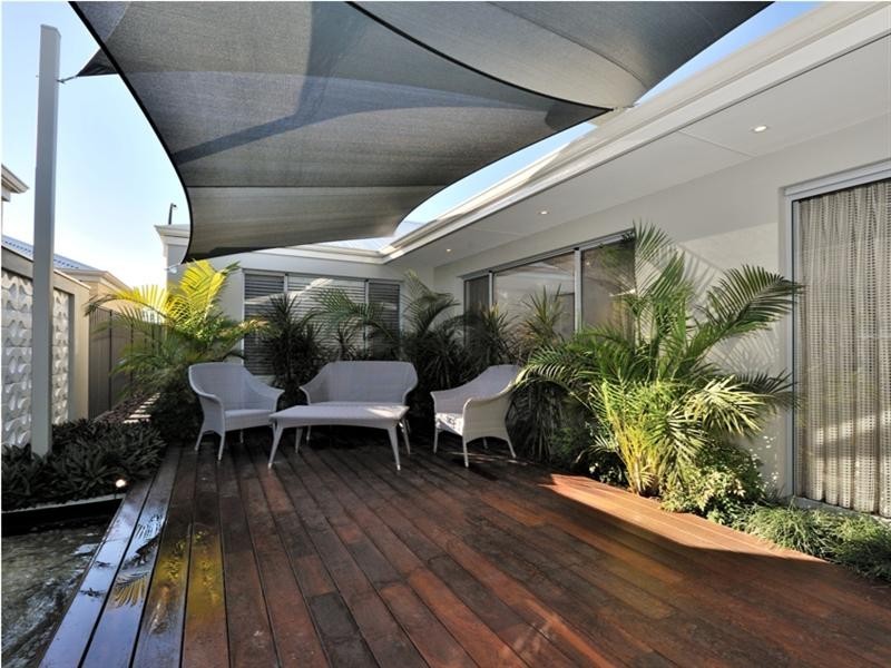 14 Wesley Way, Aveley WA 6069