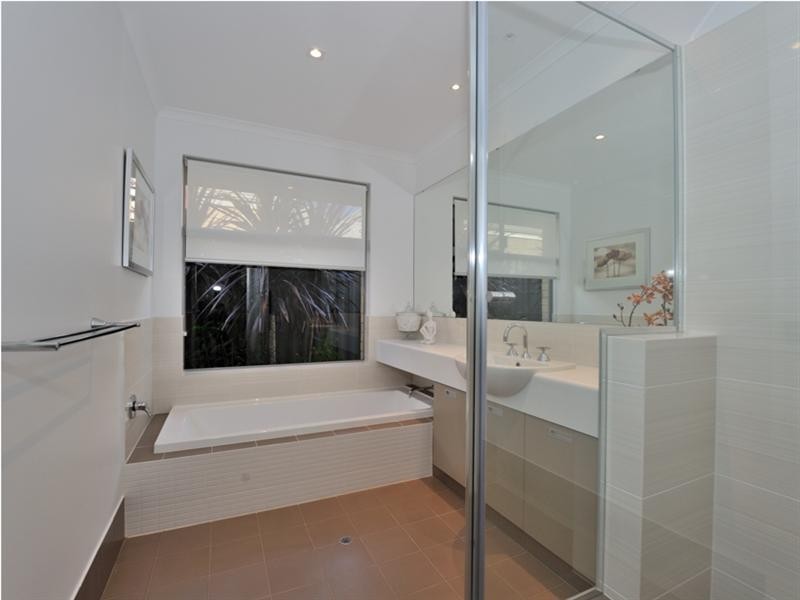 14 Wesley Way, Aveley WA 6069