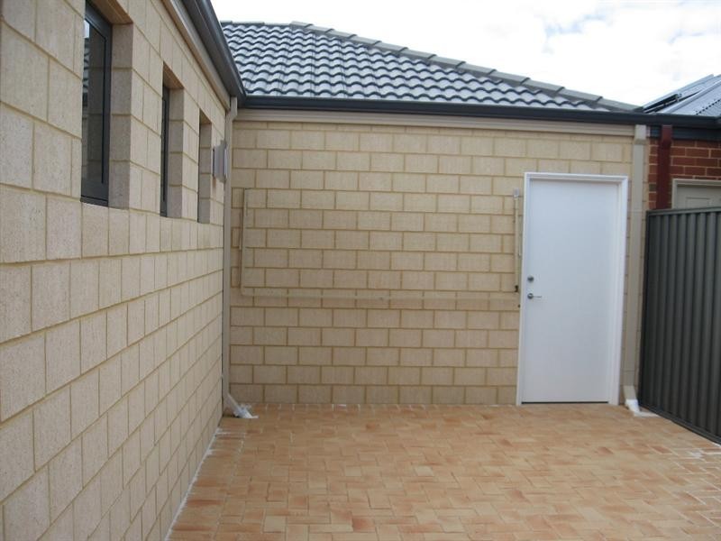 2 Vellum Loop, Aveley WA 6069