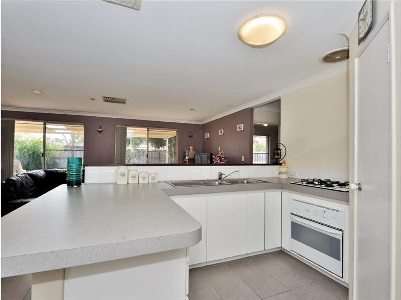 15 Morton Avenue, Ellenbrook WA 6069