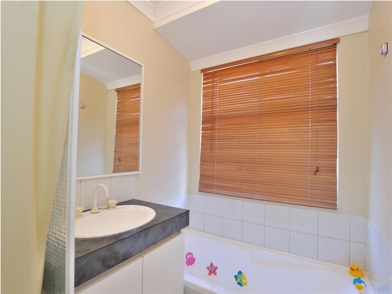 15 Morton Avenue, Ellenbrook WA 6069