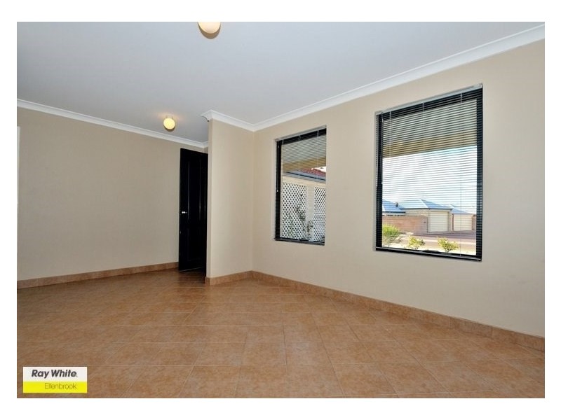 54 Sandown Circle, Henley Brook WA 6055