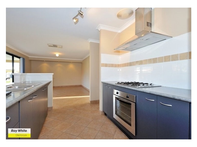 54 Sandown Circle, Henley Brook WA 6055