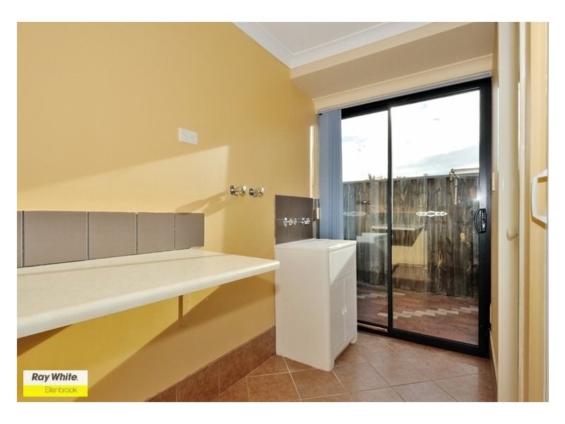 54 Sandown Circle, Henley Brook WA 6055