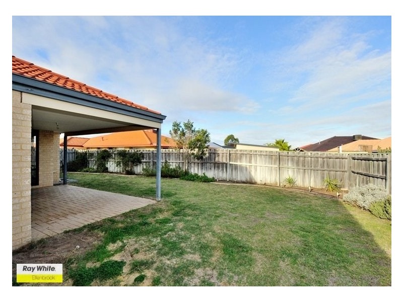 54 Sandown Circle, Henley Brook WA 6055