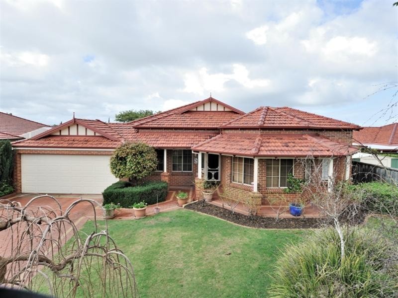 14 Daintree Loop, Ellenbrook WA 6069