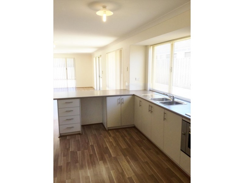 12 Dimora Way, Ellenbrook WA 6069