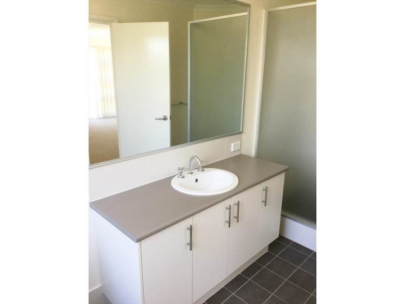 12 Dimora Way, Ellenbrook WA 6069