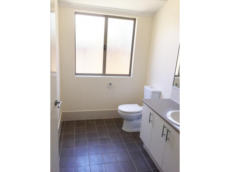 12 Dimora Way, Ellenbrook WA 6069