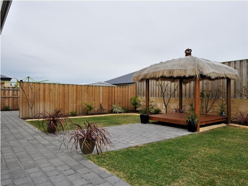 11 Yarran Link, Ellenbrook WA 6069