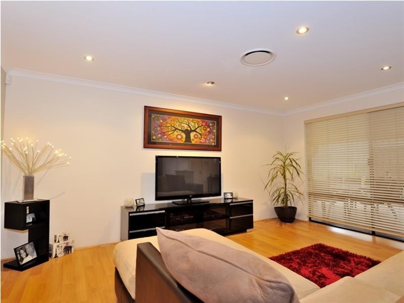 11 Yarran Link, Ellenbrook WA 6069