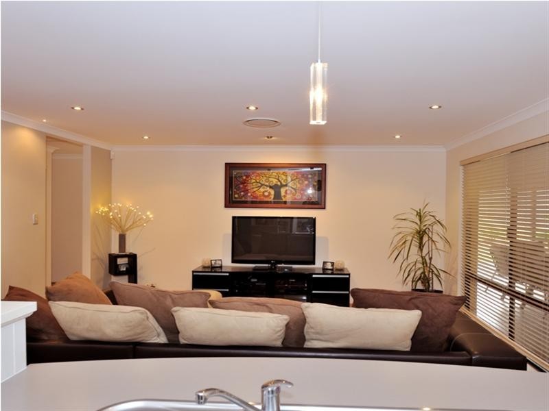 11 Yarran Link, Ellenbrook WA 6069