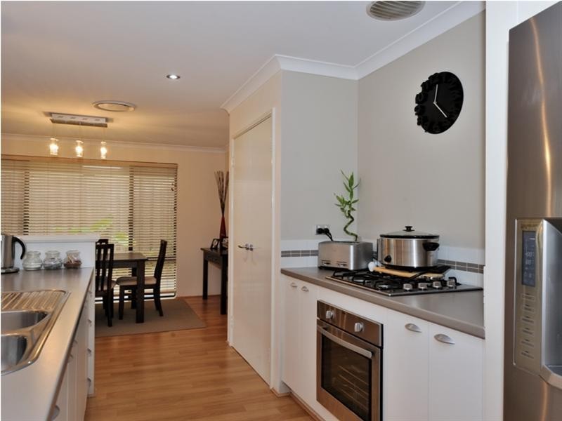 11 Yarran Link, Ellenbrook WA 6069