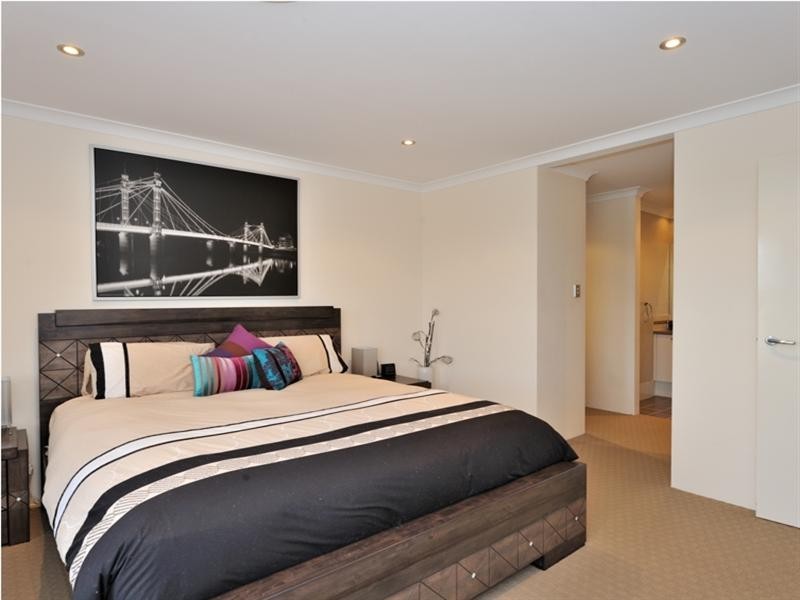 11 Yarran Link, Ellenbrook WA 6069