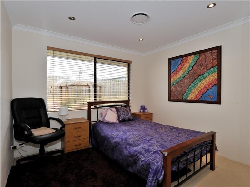 11 Yarran Link, Ellenbrook WA 6069