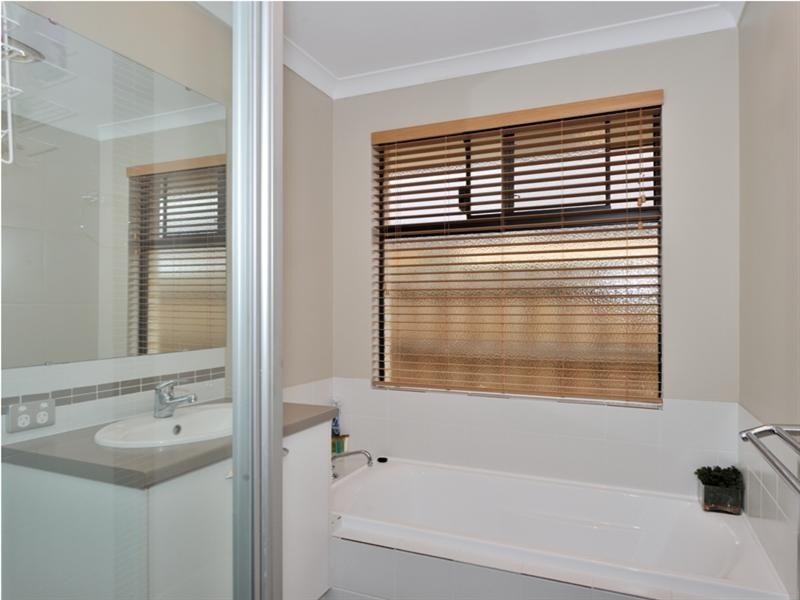 11 Yarran Link, Ellenbrook WA 6069