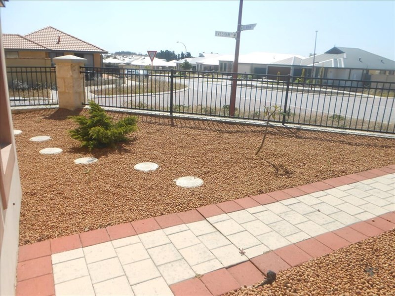 62 Elmina Avenue, Ellenbrook WA 6069