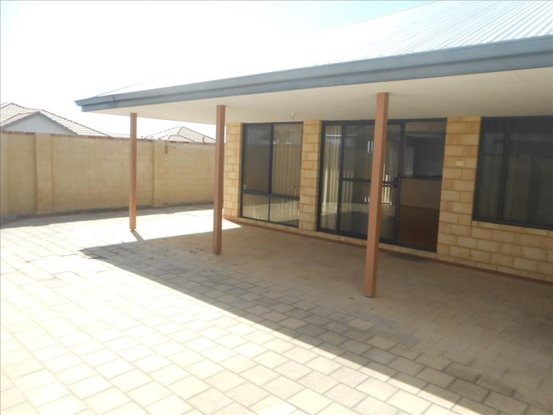 62 Elmina Avenue, Ellenbrook WA 6069