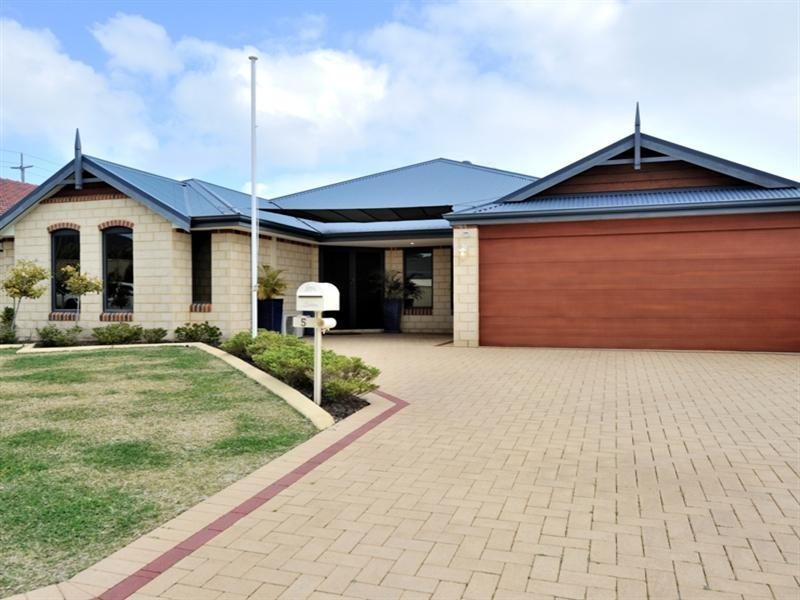 5 Tantallon Bend, Darch WA 6065
