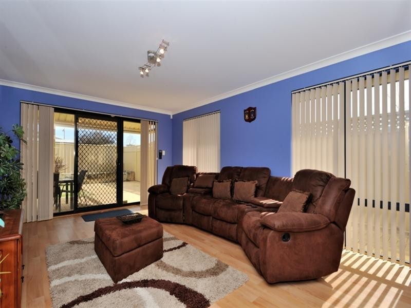 5 Tantallon Bend, Darch WA 6065