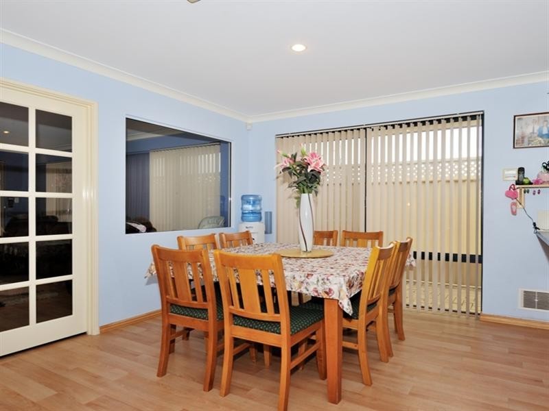 5 Tantallon Bend, Darch WA 6065