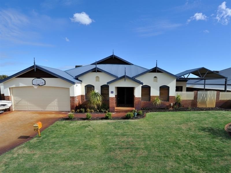 5 Merens Terrace, Henley Brook WA 6055
