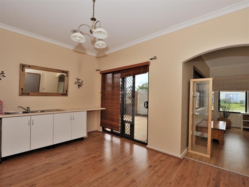 5 Merens Terrace, Henley Brook WA 6055