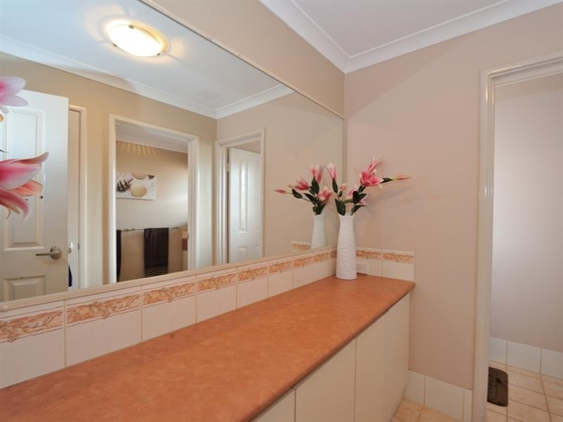 5 Merens Terrace, Henley Brook WA 6055