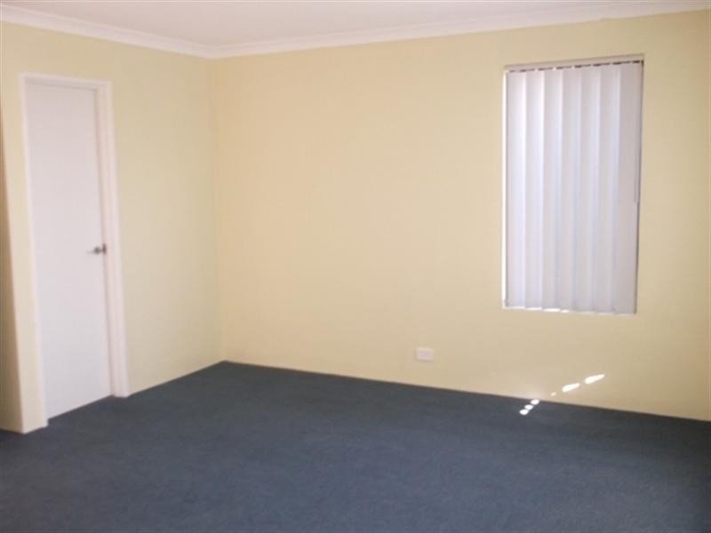 2 Derricap Avenue, Ellenbrook WA 6069