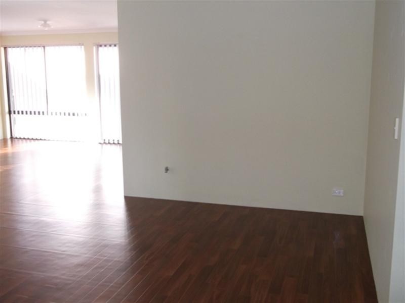 2 Derricap Avenue, Ellenbrook WA 6069