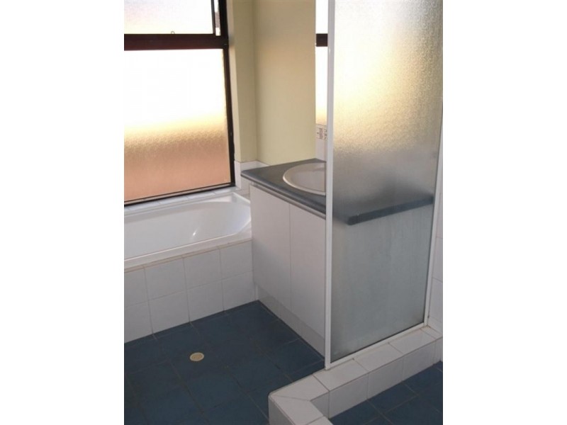 2 Derricap Avenue, Ellenbrook WA 6069