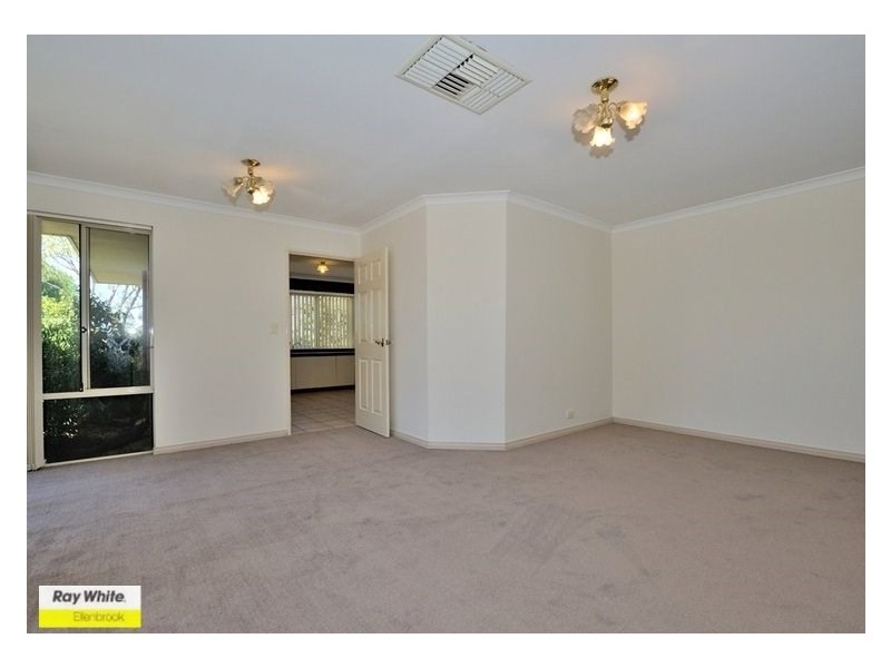 4 Lookout Circle, Ellenbrook WA 6069