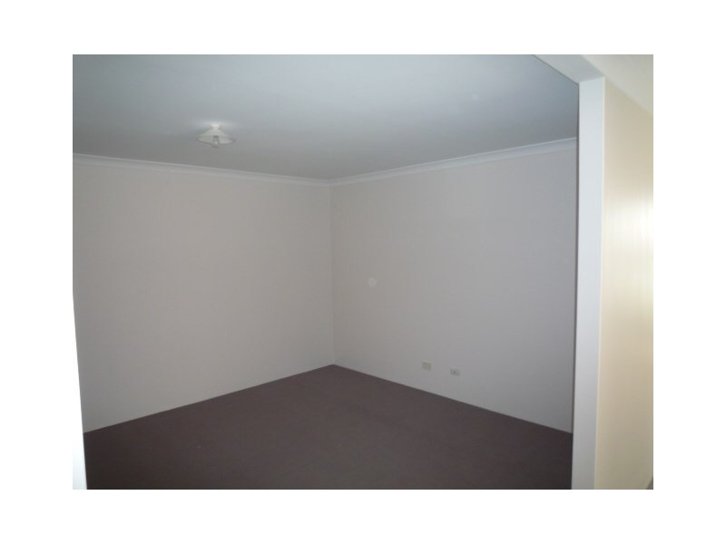 9 Redbank Drive, Ellenbrook WA 6069