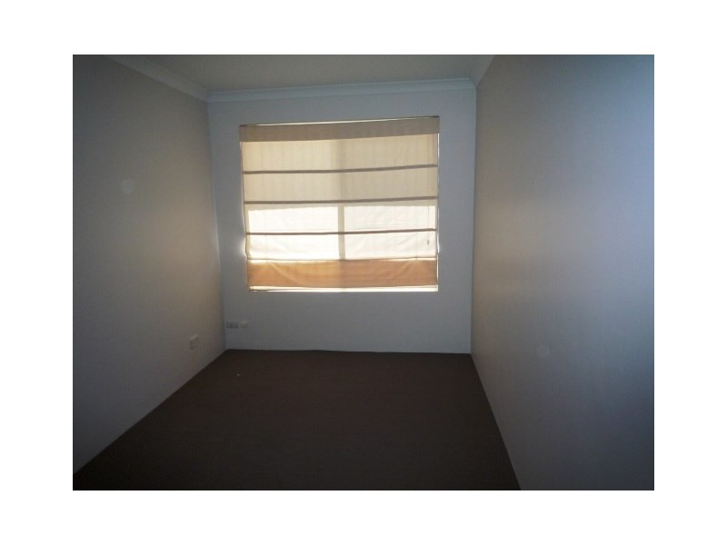 9 Redbank Drive, Ellenbrook WA 6069