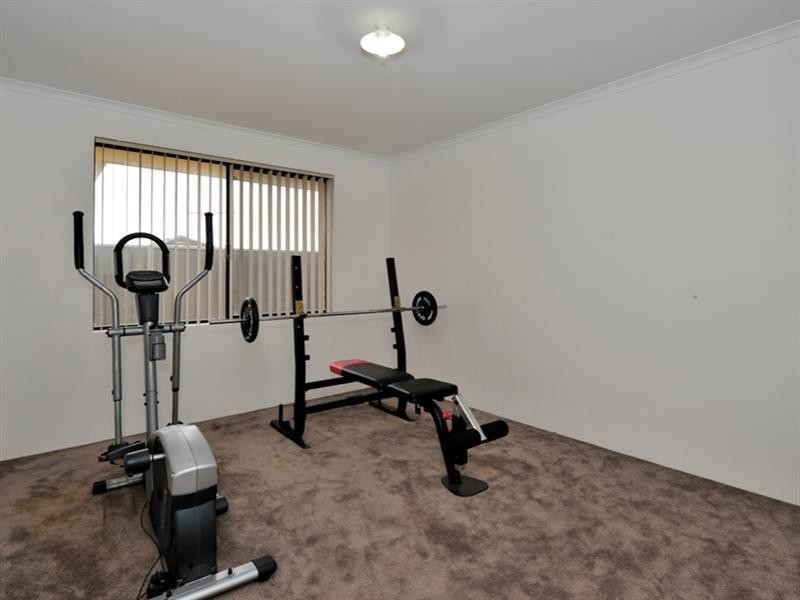 71 Hookstone Drive, Landsdale WA 6065