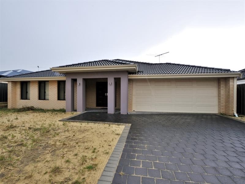 71 Hookstone Drive, Landsdale WA 6065