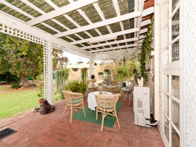 116 Chittering Road, Bullsbrook WA 6084