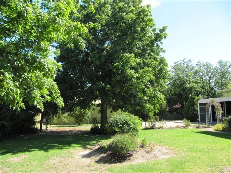 116 Chittering Road, Bullsbrook WA 6084