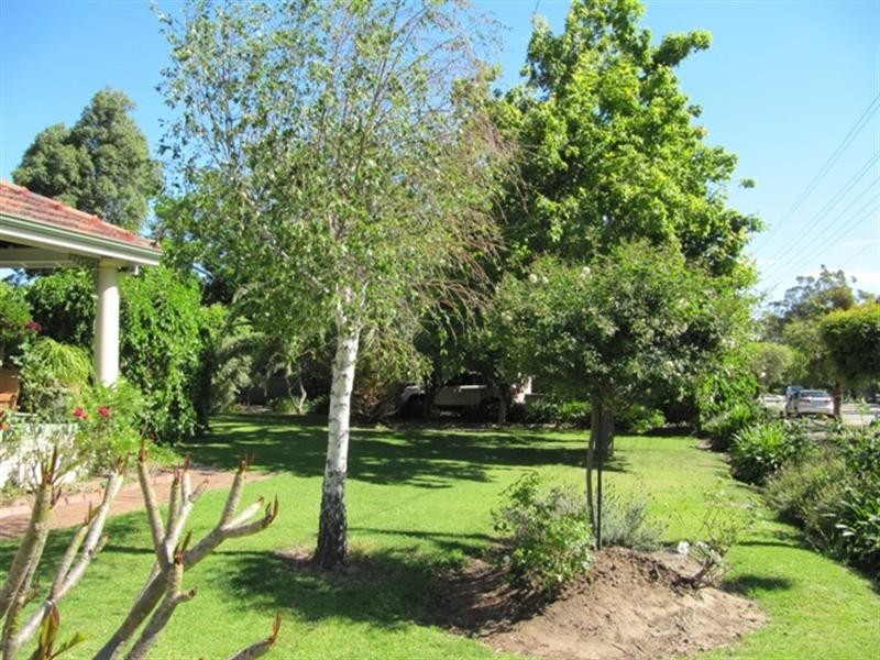 116 Chittering Road, Bullsbrook WA 6084