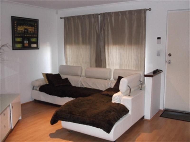 29 Bancombe Crescent, Ellenbrook WA 6069