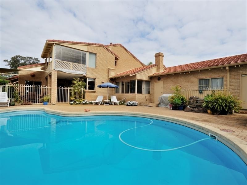 4 Santa Paula Lane, The Vines WA 6069