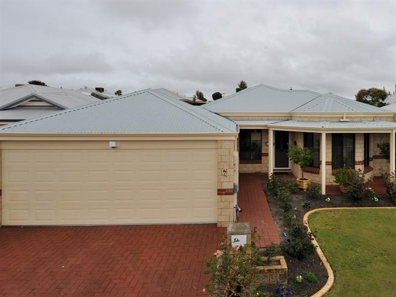 10 Rocklea Crescent, Ellenbrook WA 6069