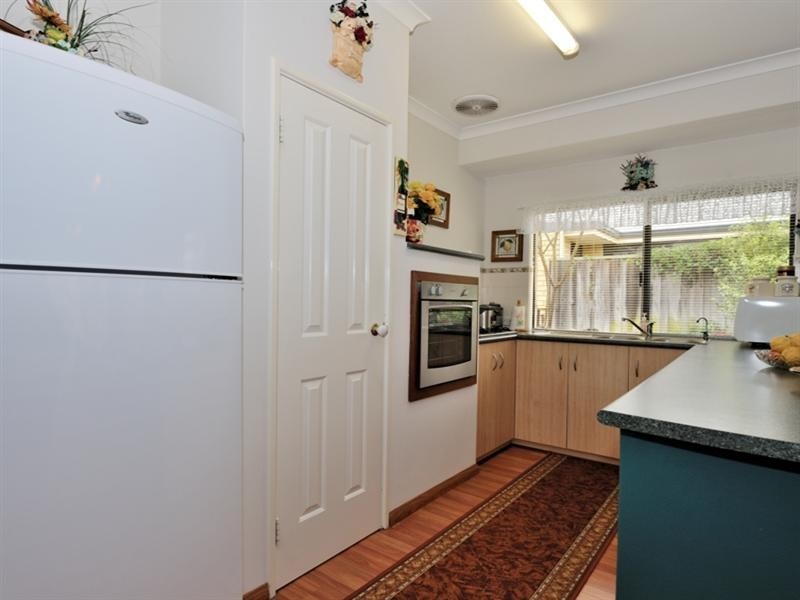 10 Rocklea Crescent, Ellenbrook WA 6069
