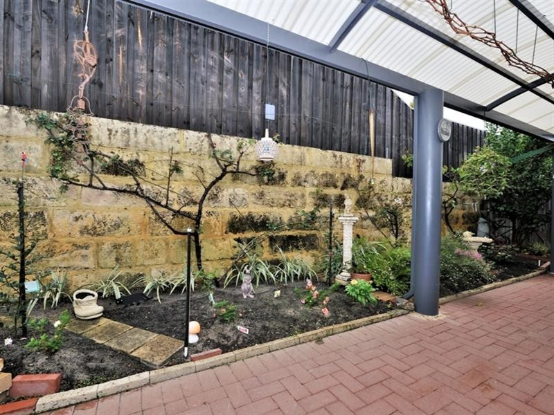 10 Rocklea Crescent, Ellenbrook WA 6069