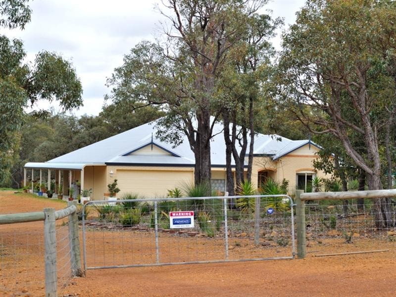 21 Dulcify Court, Brigadoon WA 6069