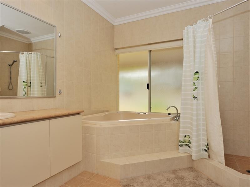 21 Dulcify Court, Brigadoon WA 6069