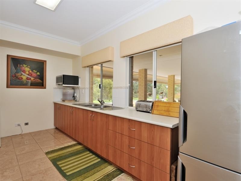 21 Dulcify Court, Brigadoon WA 6069