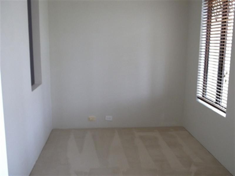 3 Vaucluse Crescent, Ellenbrook WA 6069